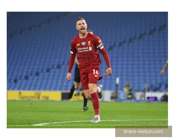 亨德森中场作用持续增强，展现出稳健的表现与竞争力。