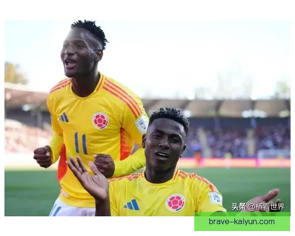 哥伦比亚队攻防平衡表现稳健，值得关注球队后续发展