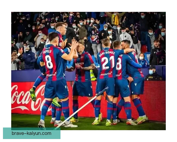 西甲陶瓷之城球队状态回暖，近期表现持续提升值得关注